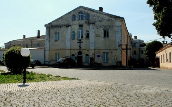 У колишній в'язниці в Луцьку припинили облаштовувати хостел 
