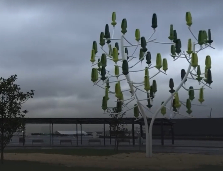 У Франції «виростили» дерева-вітрогенератори (відео)