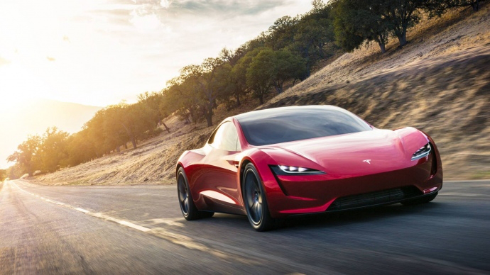 Tesla презентувала найшвидший електромобіль (фото)