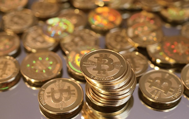Курс Bitcoin відновлюється після обвалу