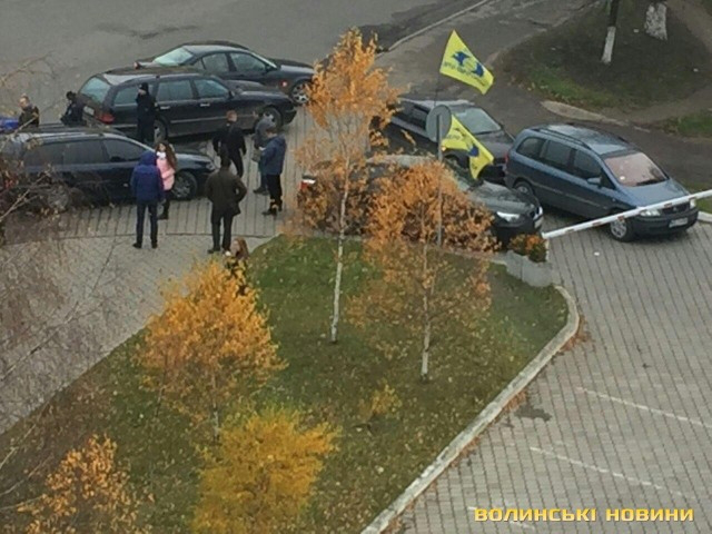 У Луцьку страйкують власники автомобілів на «єврономерах» 