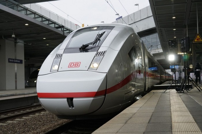 Що для німця – старе, для українця – нове: планують замінити дизель-потяги