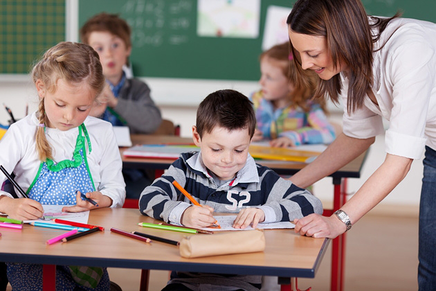В Україні перевчать вчителів молодших класів 