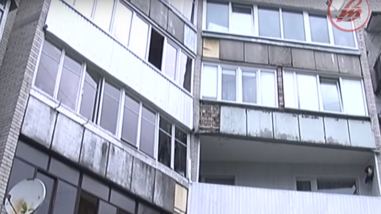 У луцькій багатоповерхівці руйнується балкон