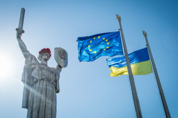 «Безвіз» для українців: як це працюватиме 