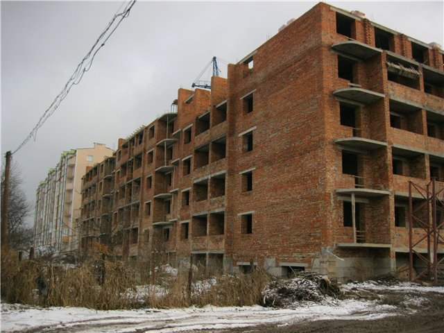 Уряд дав гроші на будинок для військових у Володимирі 