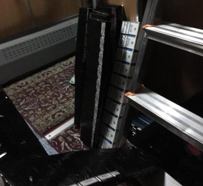 На «Ягодині» знайшли більше тисячі пачок контрабандних сигарет
