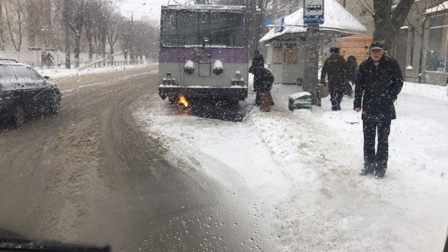 Директор ЛПЕ  пояснив, чому в Луцьку «замерз» тролейбус
