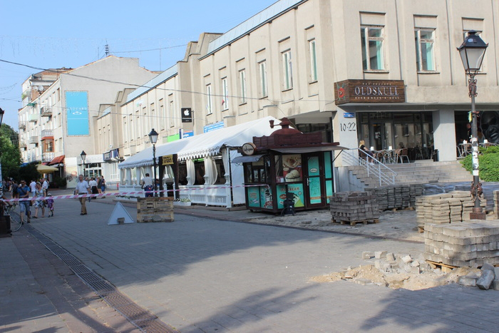 Реконструювати вулицю Лесі Українки почали через зруйновану каналізацію, – луцький архітектор
