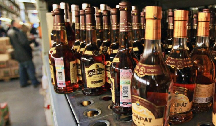 Виробництво алкоголю в Україні різко скорочується