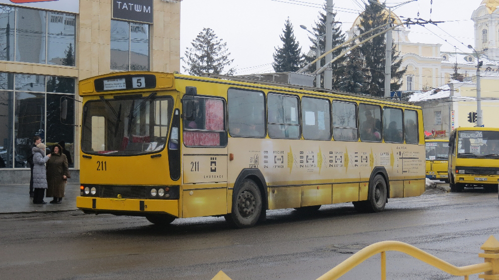 У Луцькій міськраді придбають до тридцяти тролейбусів 