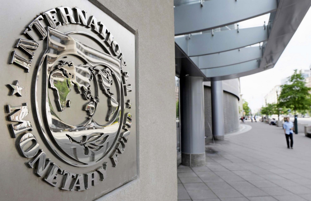 Скільки кредиту отримає Україна від МВФ в 2016 році