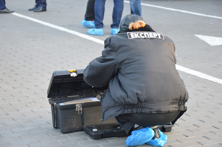 Перестрілка на автомийці у Луцьку: поліція не відкидає версію про  бандитські розбірки