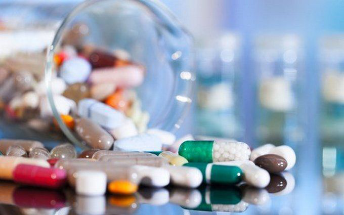 В Україні заборонили індійські ліки від застуди та знеболювальне