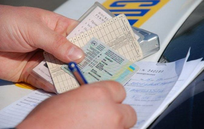 В Україні можуть дозволити здавати на права без проходження курсів у автошколі