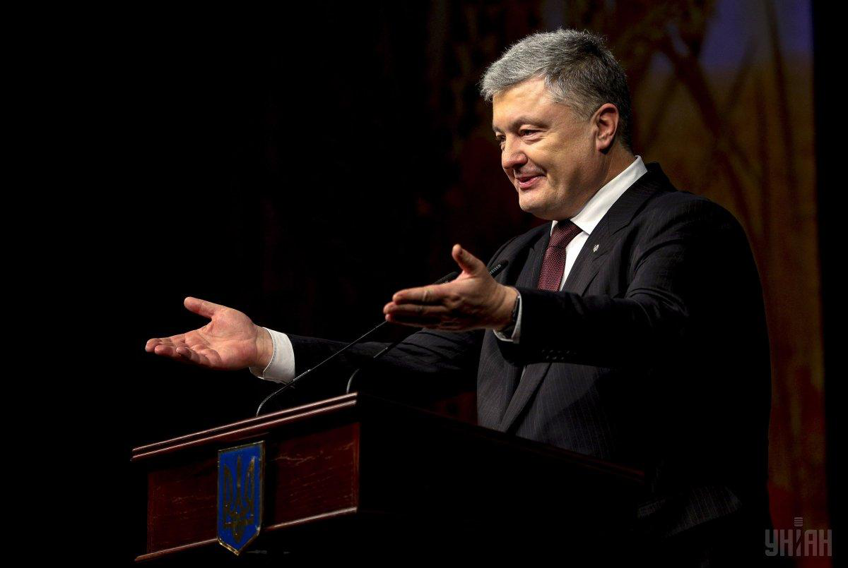 Розповіли, коли Порошенко заявить про висунення в президенти