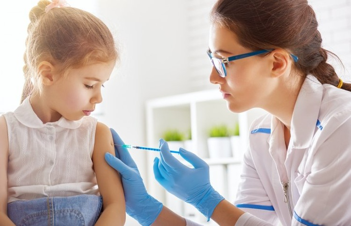 Відсторонення від школи у Луцьку: охочих вакцинуватися стало більше