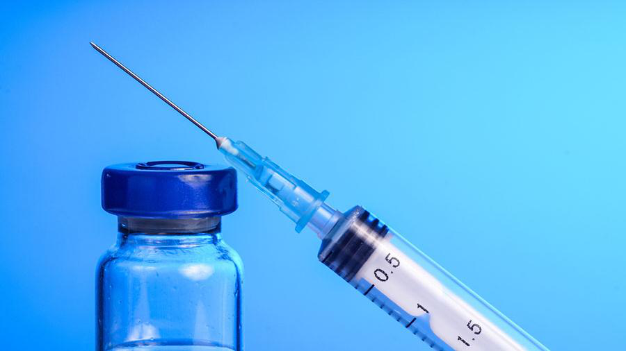 Медик розповів, як перевірити якість вакцини