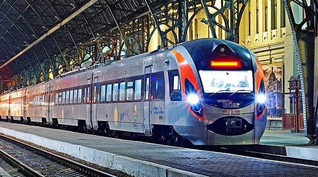 «Укрзалізниця» планує пустити поїзди до Німеччини і Словаччини