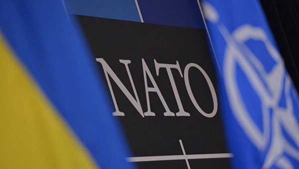 Україна офіційно взяла курс на ЄС і НАТО