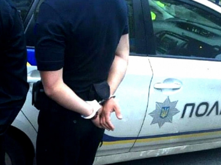 Луцький поліцейський, спійманий на хабарі, відбувся штрафом