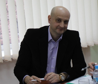 Під арешт: суд наказав депутату Євгенію Ткачуку сидіти вдома