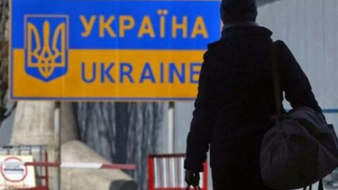 Втричі менше: скоротилась кількість українських мігрантів до Росії