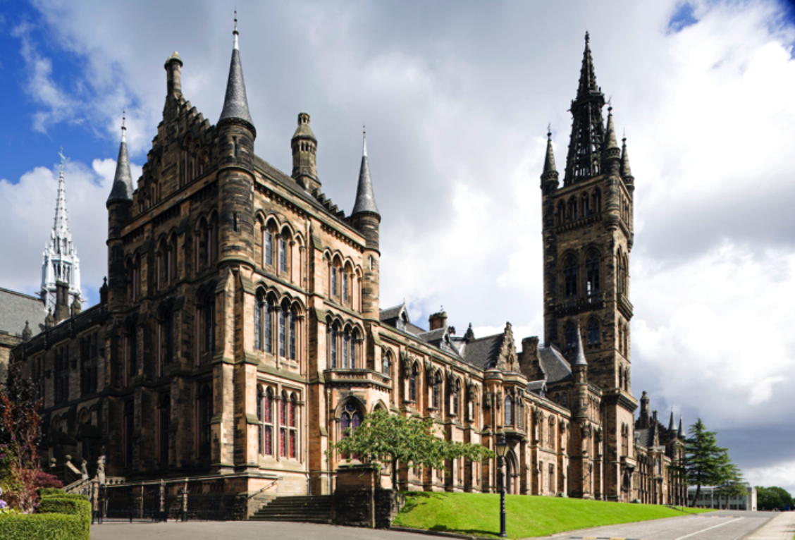 Два університети у Великій Британії отримали «бомби»