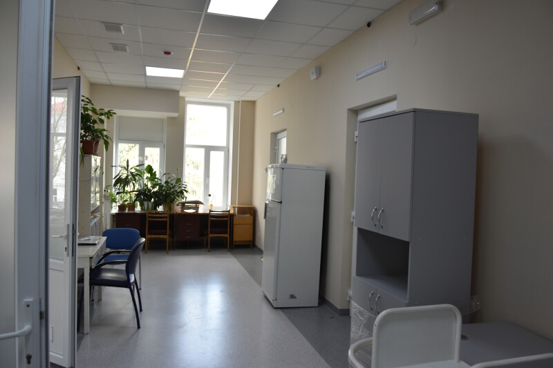 Як у Луцьку ремонтують інфекційну лікарню (фото)
