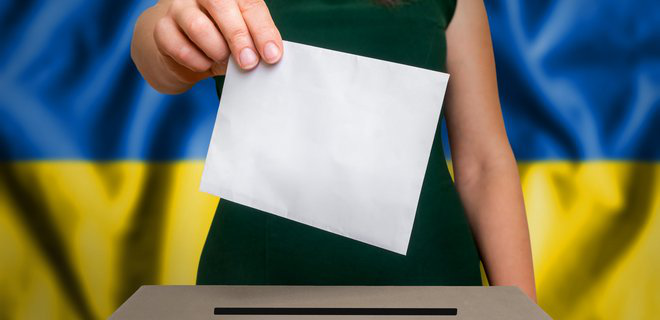 Кого підтримаєте ви: у Луцьку триває опитування щодо президентських виборів