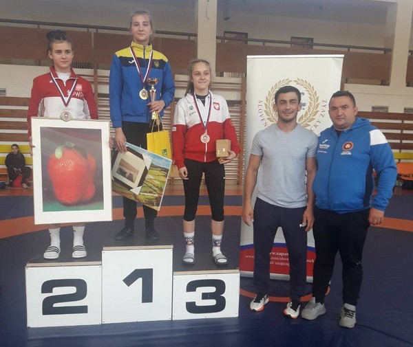 Ковельська борчиня взяла «золото» на турнірі у Словаччині (фото)