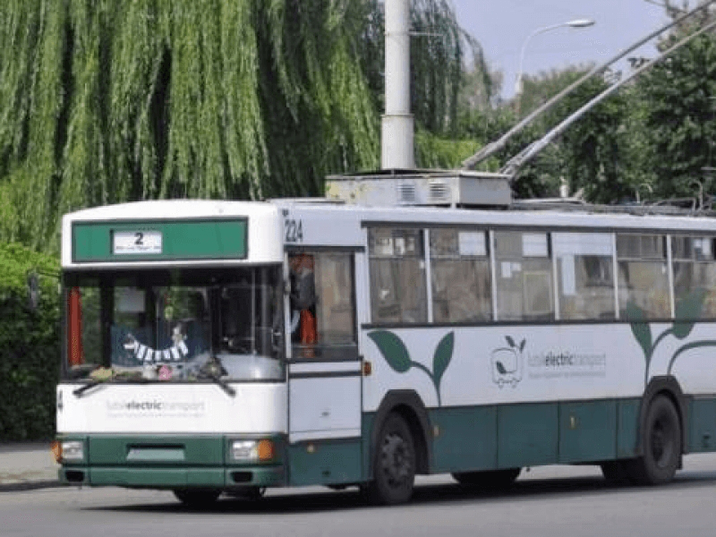 У Луцьку змінили схему руху двох тролейбусів
