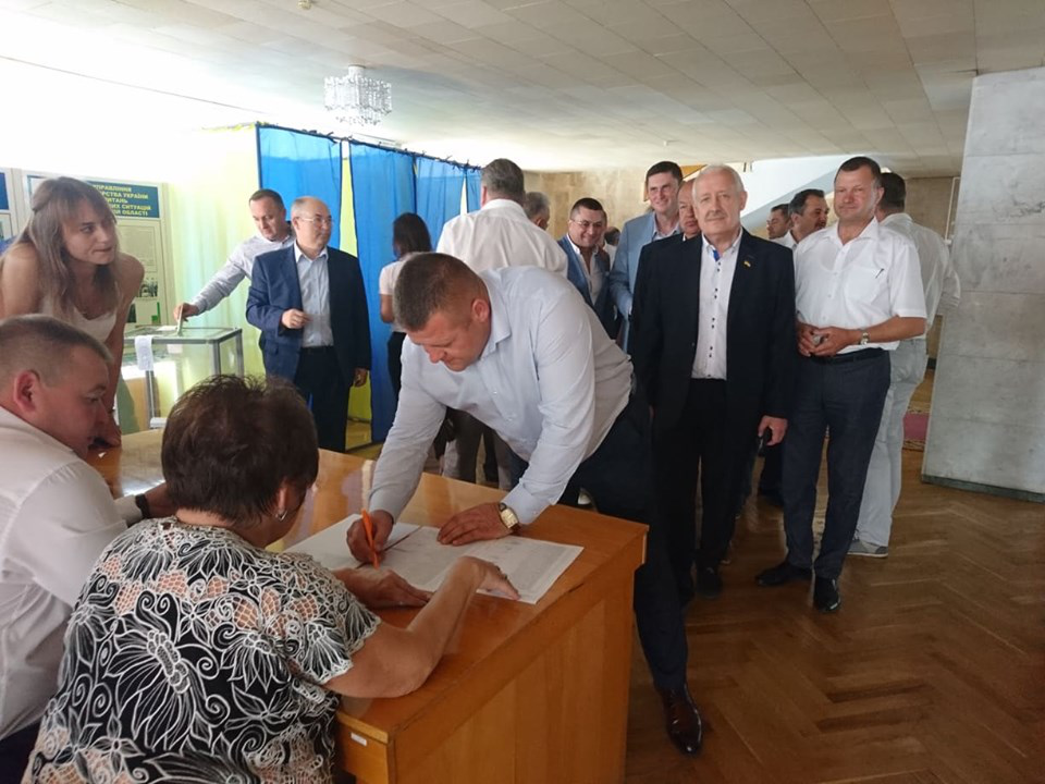 Депутати обирають нового голову Волиньради (фото)