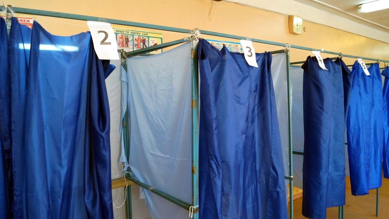 У Луцьку хочуть змінити межі й адреси виборчих дільниць