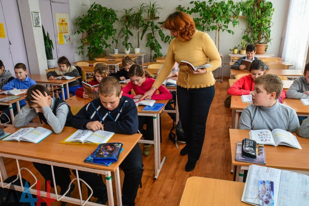 У школах Севастополя почали вивчати українську мову – росЗМІ
