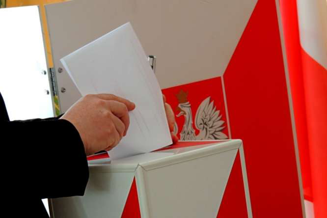 У Польщі на виборах перемогла правляча партія, – еxit-poll
