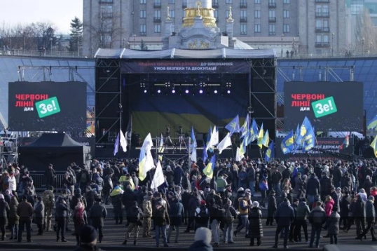 Віче у Києві: чому зібралися та чого хочуть (фото)
