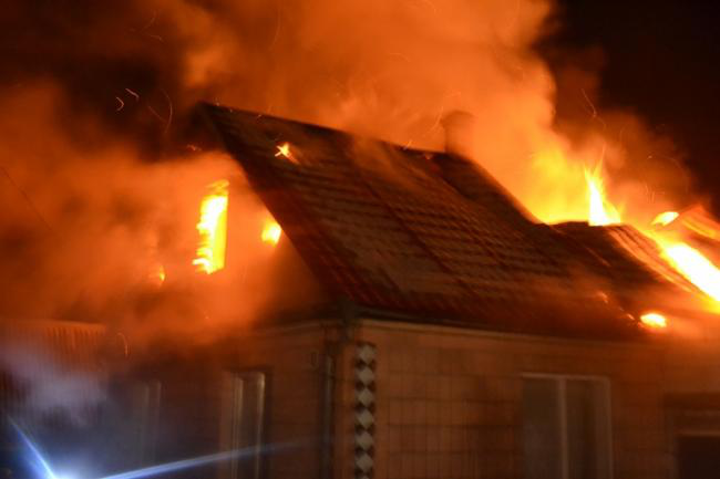 В пожежі біля Луцька загинули дві людини