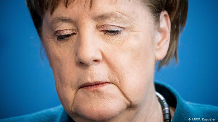 Меркель іде на домашній карантин, бо контактувала з хворим лікарем