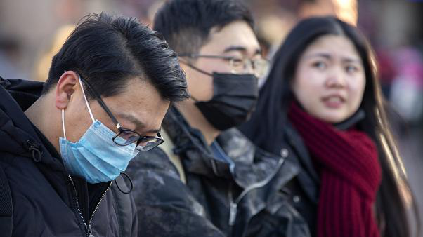 В Китаї знову зафіксували спалах коронавірусу: 1 600 випадків за добу