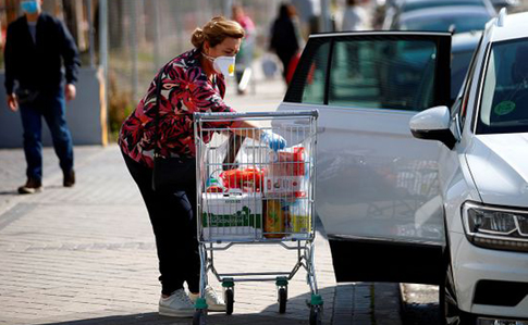 В Італії оштрафували пенсіонерку, яка сходила в магазин 11 разів за день