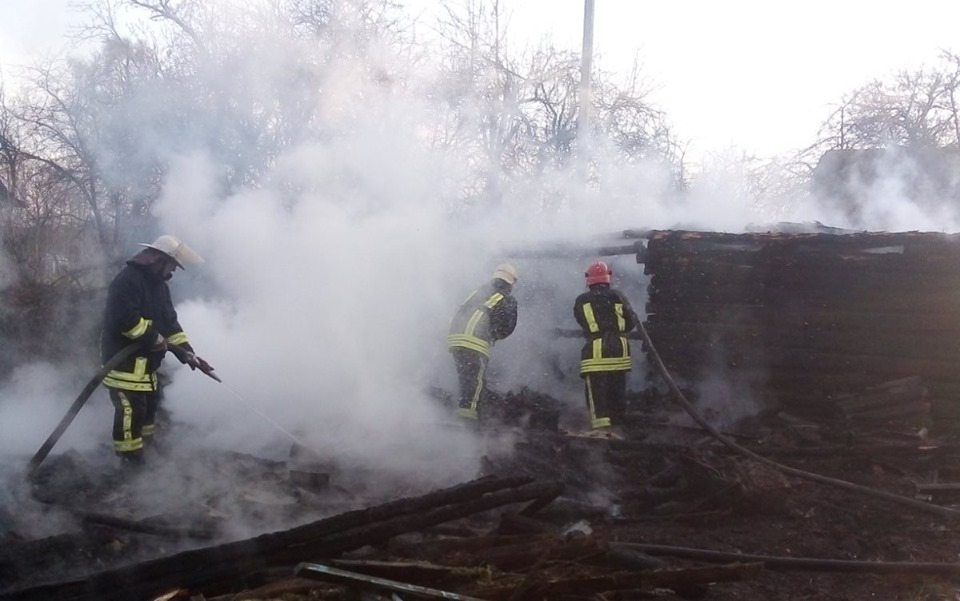 У пожежі на Волині загинула жінка: попередня причина – цигарки (фото)