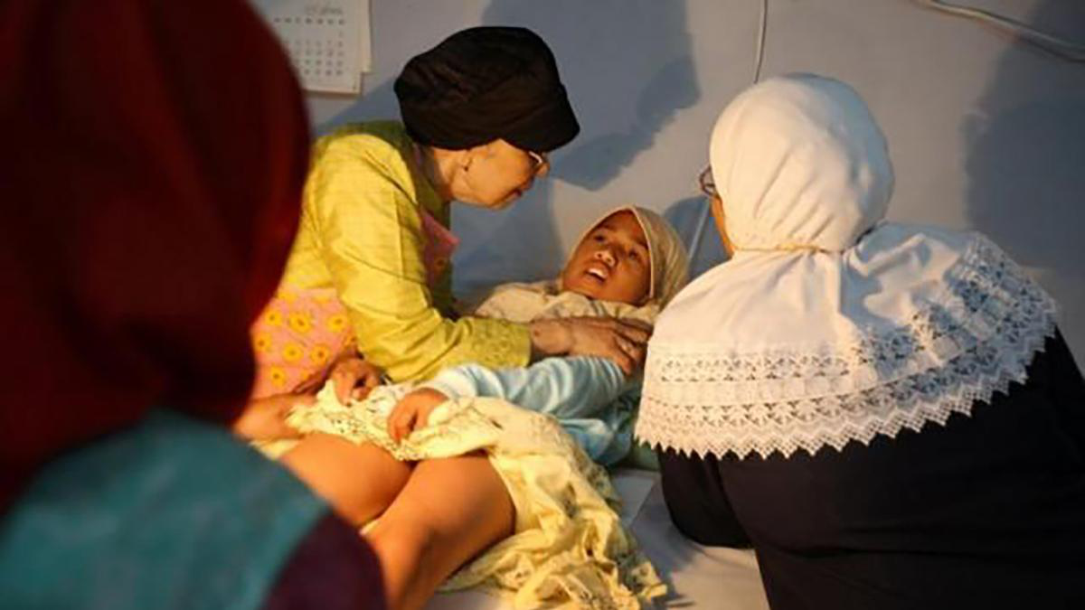 У Судані заборонили жіноче обрізання