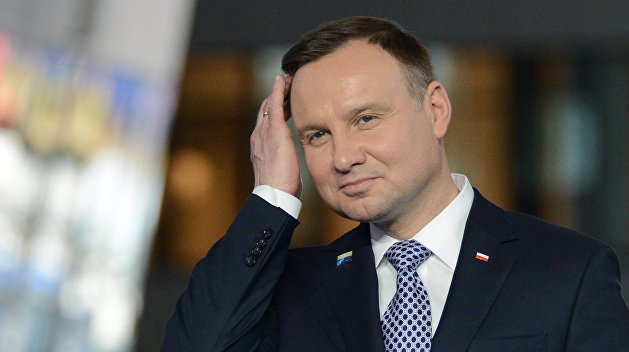 Президент Польщі зачитав реп для лікарів (відео)