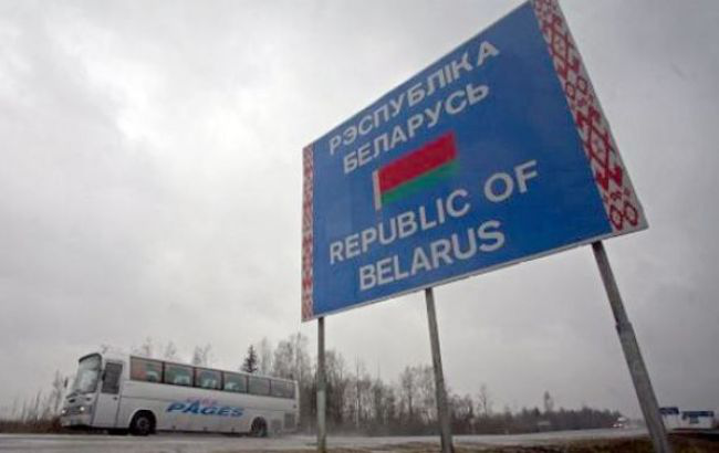 Уряд хоче заборонити українцям їздити до Білорусі за внутрішніми паспортами