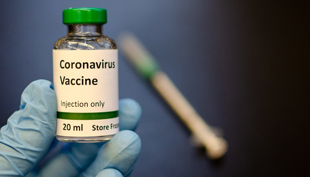 В Китаї заявили, що вакцина від коронавірусу буде готова до кінця року