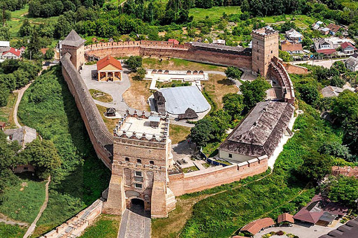 У Луцьку просять перевірити законність будівництва біля Луцького замку (фото)