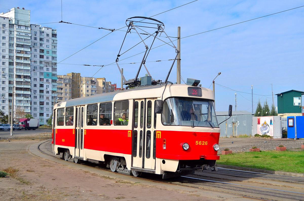У Києві пасажири без масок побили водія трамваю