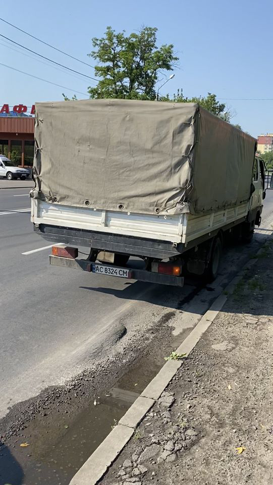 Вантажівка під Луцьком наїхала на групу велосипедистів, - очевидці