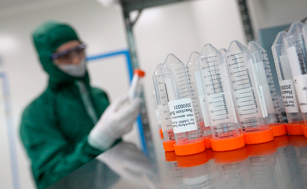 Різке зростання: за добу в Україні – 889 нових випадків коронавірусу
